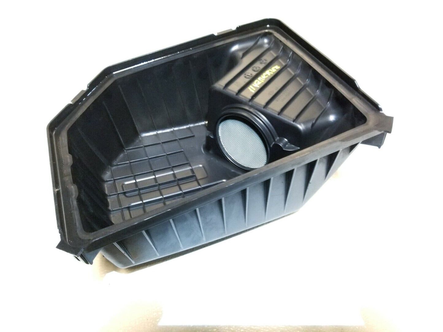 07 08 09 10 11 12 Hyundai Veracruz Air Filter Housing Box Maf Sensor OEM