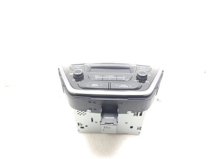 14 15 16 Hyundai Elantra AM FM Cd Player Radio Receiver OEM Sedan