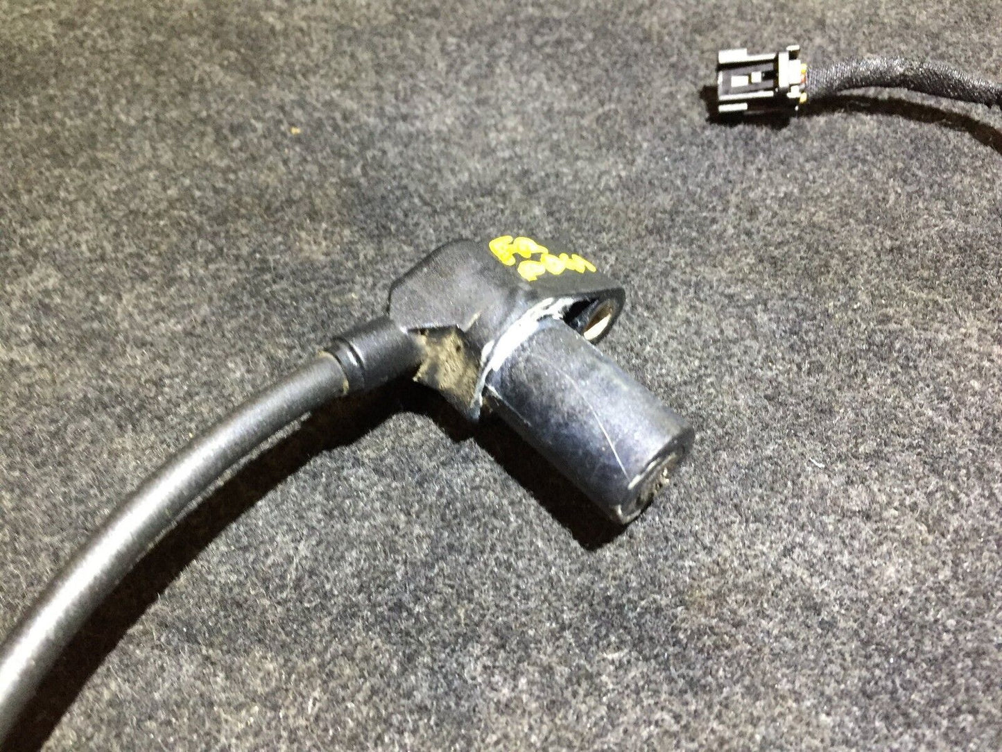 05 06 07 08 Audi A4 Front ABS Sensor OEM 8e0927803b