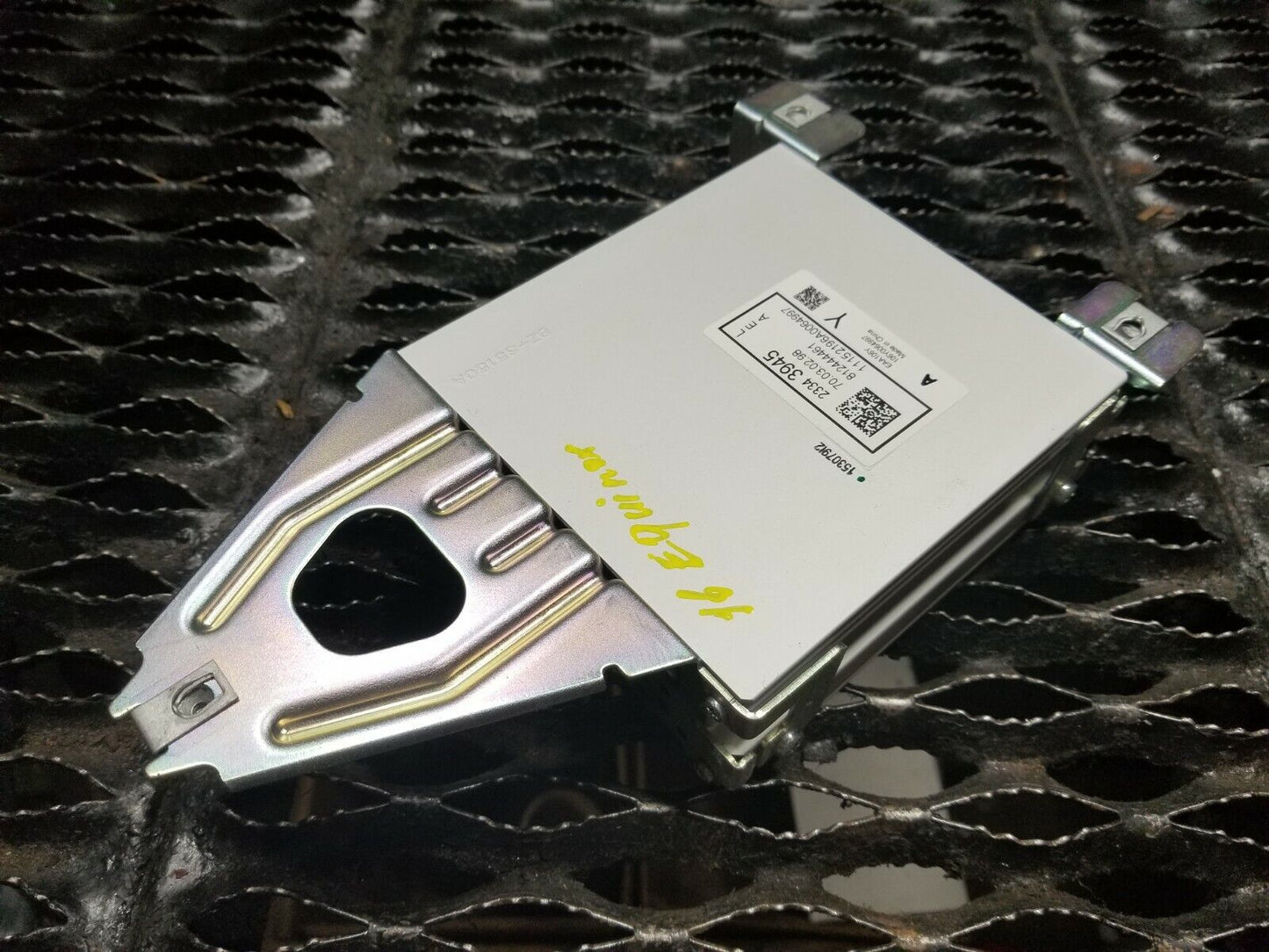 15 16 17 Chevrolet Equinox Active Noise Body Control Module 23343945 OEM 24k