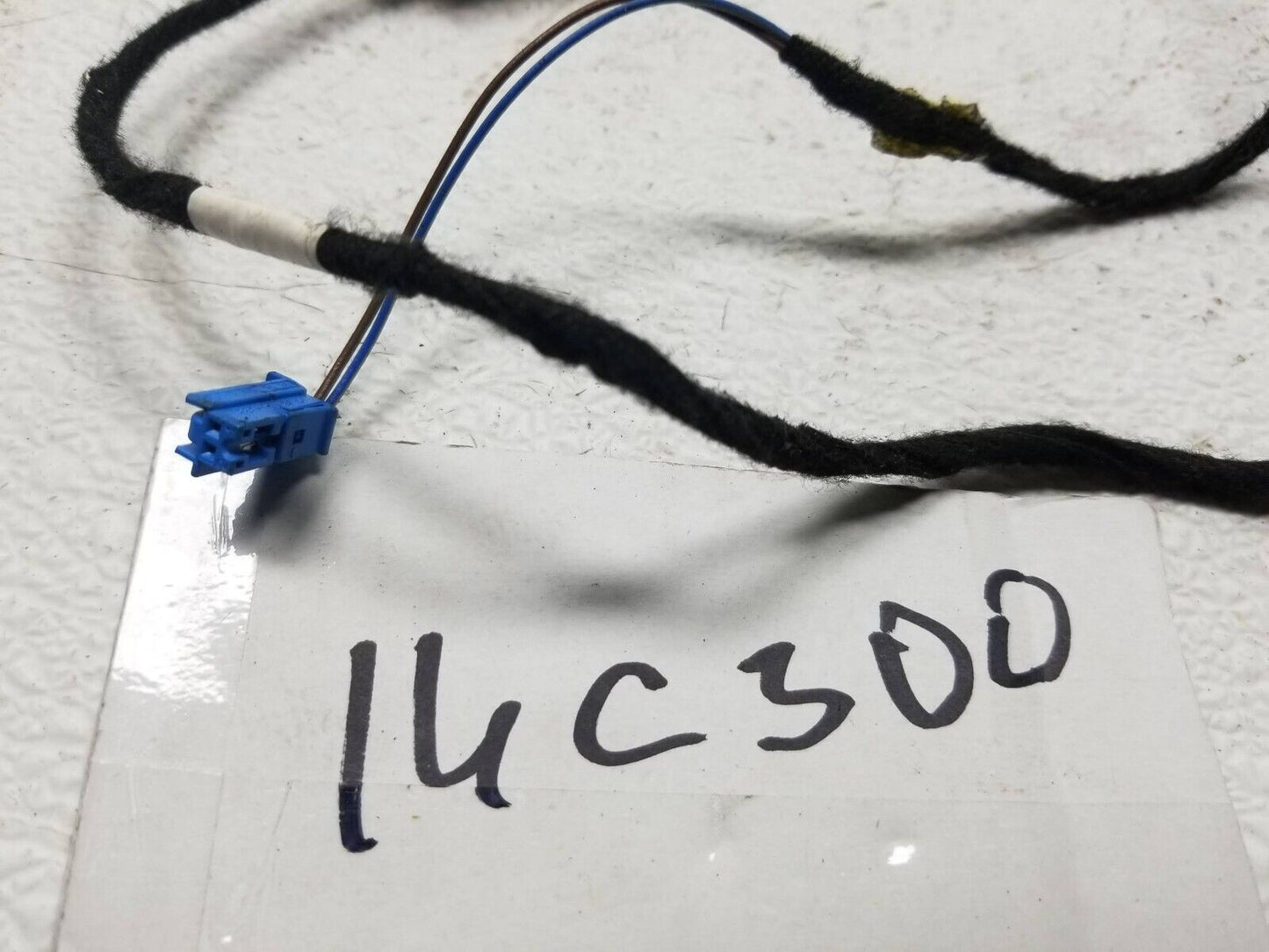 12 13 14 Mercedes-benz C300 Center Console Electrical Cable Wiring Harness OEM
