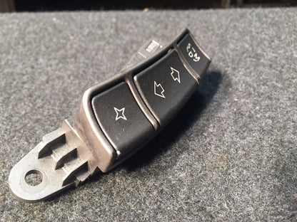 02 03 04 05 BMW 745i 745li E65 E6right Steering Wheel Control Switch OEM 6911586