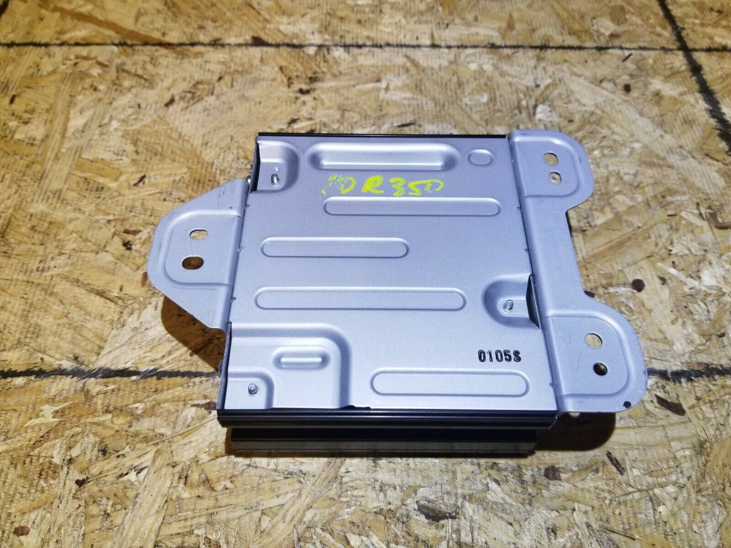 07 08 09 10 Mercedes-benz R350 Power Inverter A2049820020 OEM