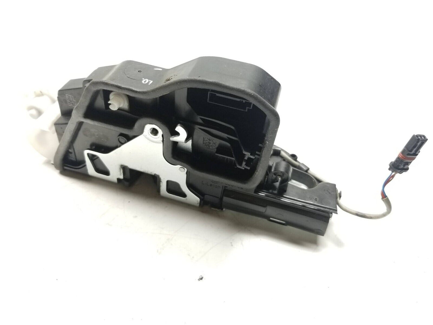 07 08 09 10 11 12 13 BMW X6 Front Left Driver Side Door Lock Actuator OEM