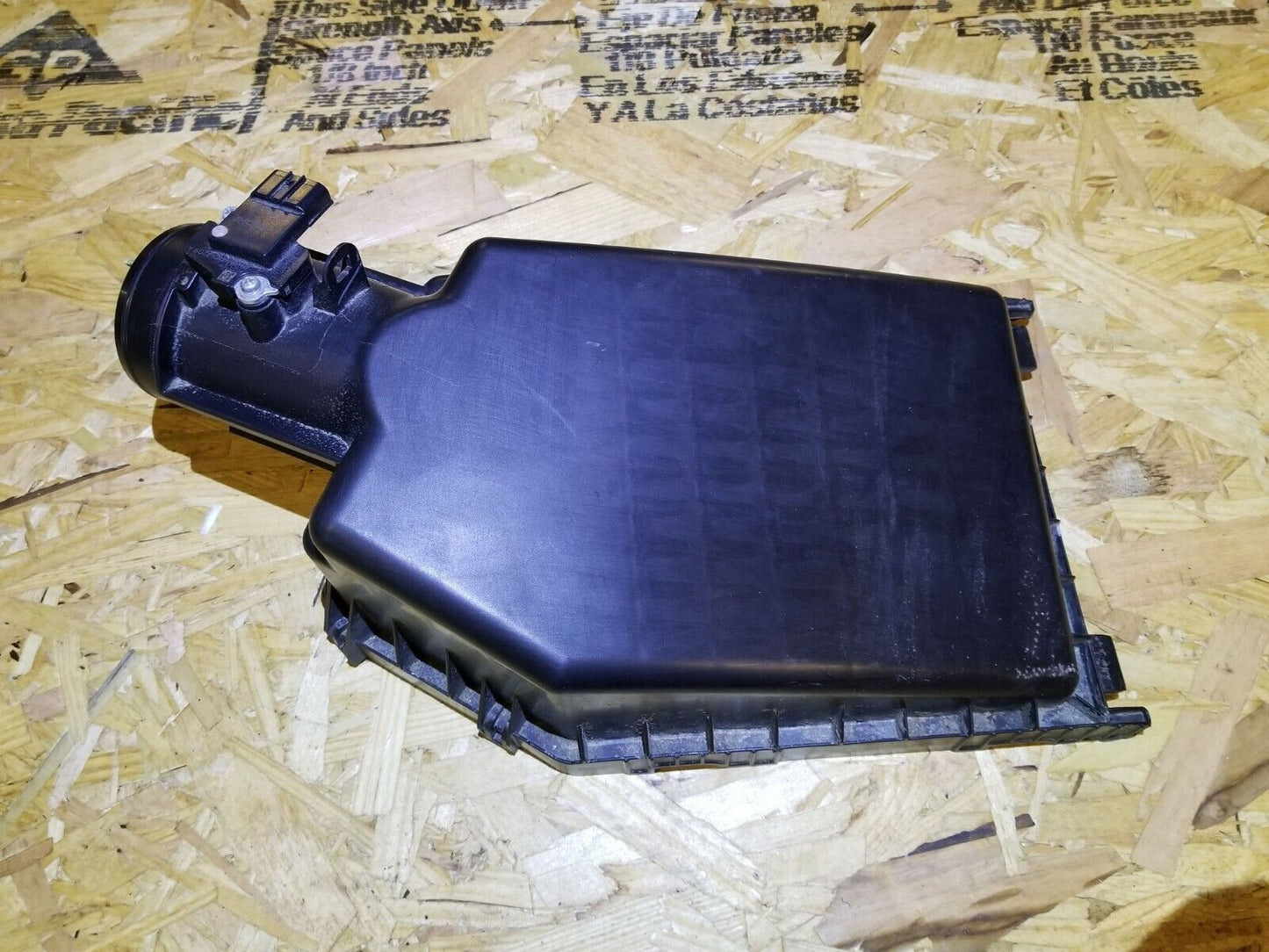 15 16 17 Acura TLX 2.4l Air Cleaner Box (upper) W/ Mass Air Flow Maf Sensor OEM