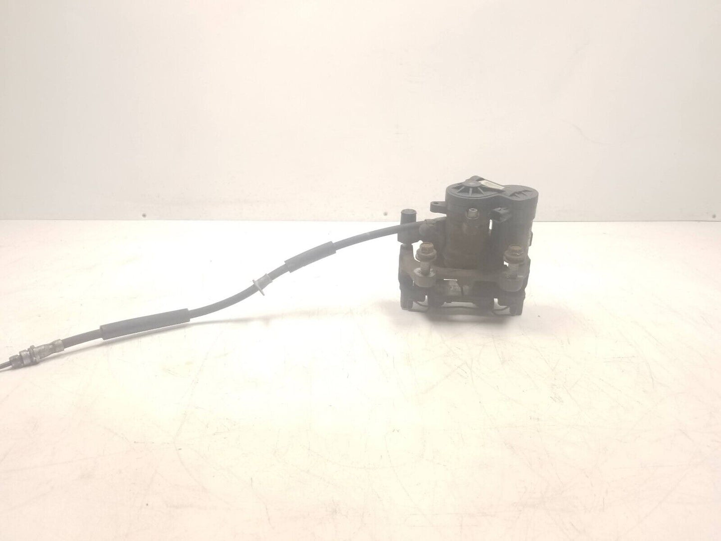 17 18 19 Ford Escape Rear Brake Caliper Right Passenger Side OEM