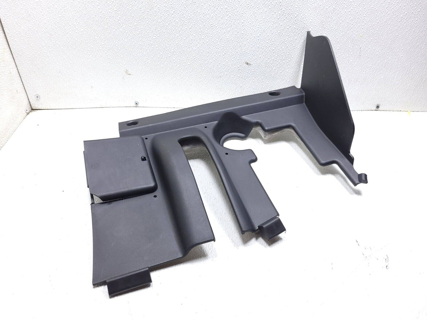 2006 - 2010 Jeep Grand Cherokee Dashboard Trim Panel Front Under Lower Left OEM