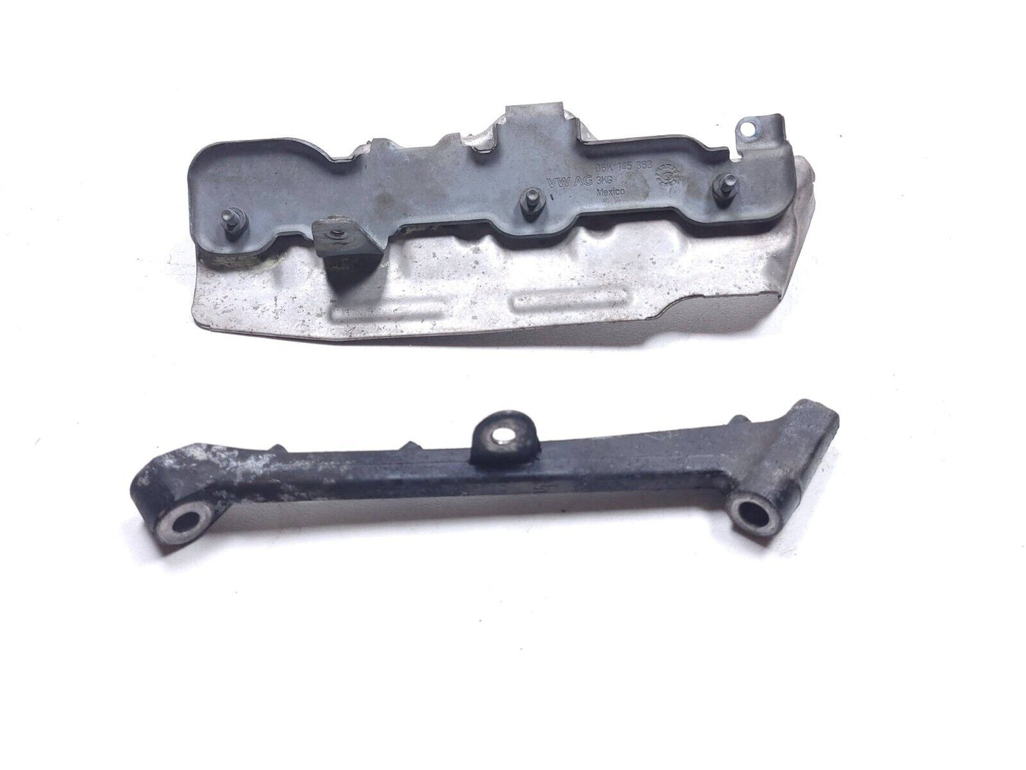 14-17 Volkswagen Passat Engine Air Intake Manifold Bracket Support 1.8t OEM