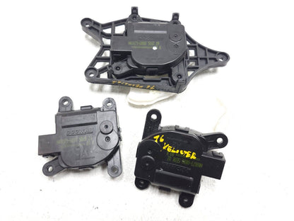 13 14 15 16 Hyundai Veloster HVAC AC Heater Blend Door Actuator 3pcs OEM