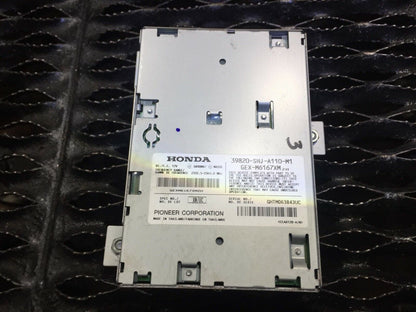 08 09 10 Honda Odyssey Satellite Radio Control Module  OEM D43