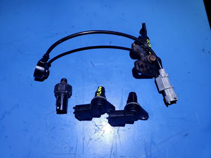 12 13 14 15 Kia Rio Oil Pressure Knock & Camshaft Sensors OEM 54k