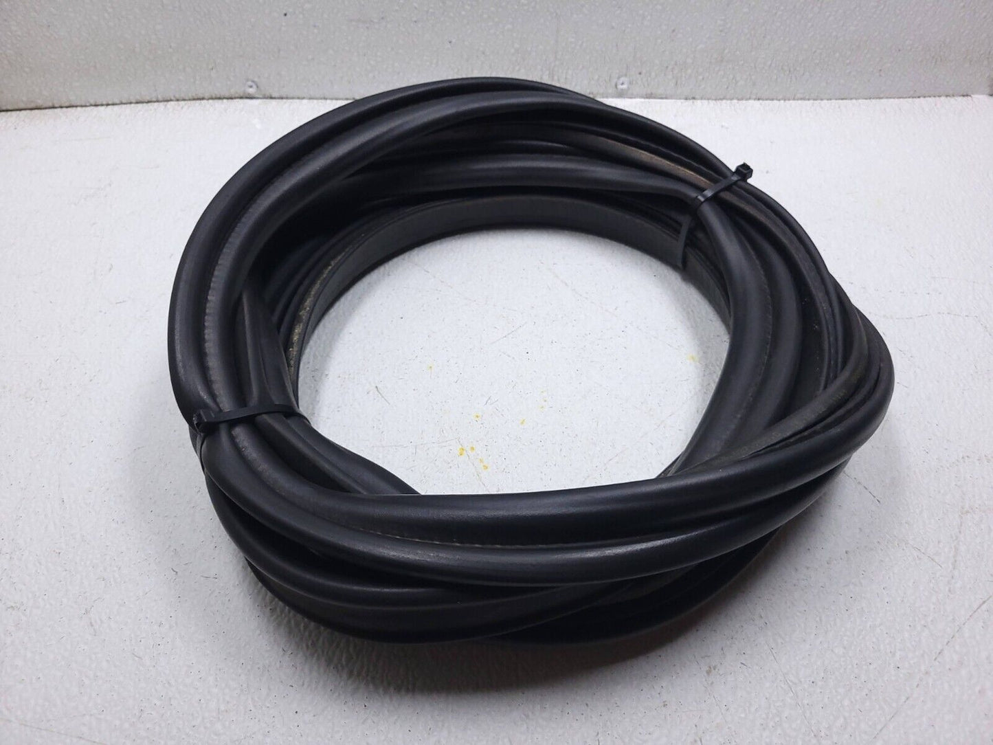 13 14 15 16 Audi A4 S4 Trunk Weatherstrip Seal OEM