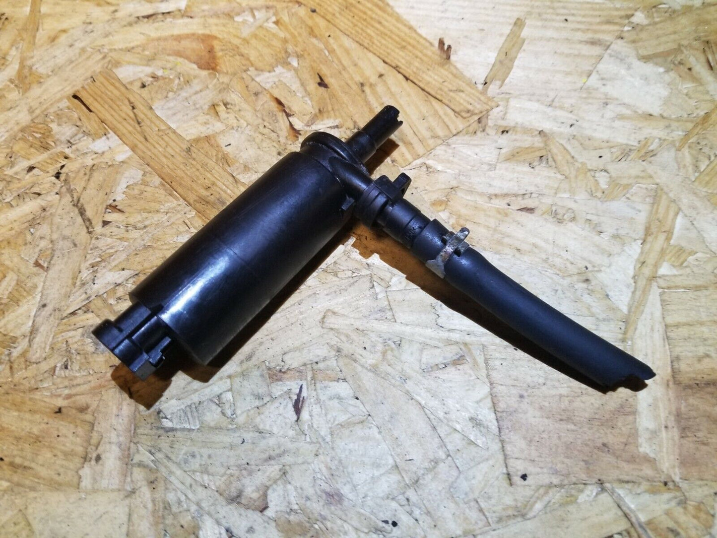 06 07 08 09 Saab 9-5 Aero Headlight Washer Pump OEM