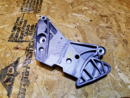 10 11 12 13 14 VW Passat 1.8t Engine Motor Mount Bracket OEM 41k