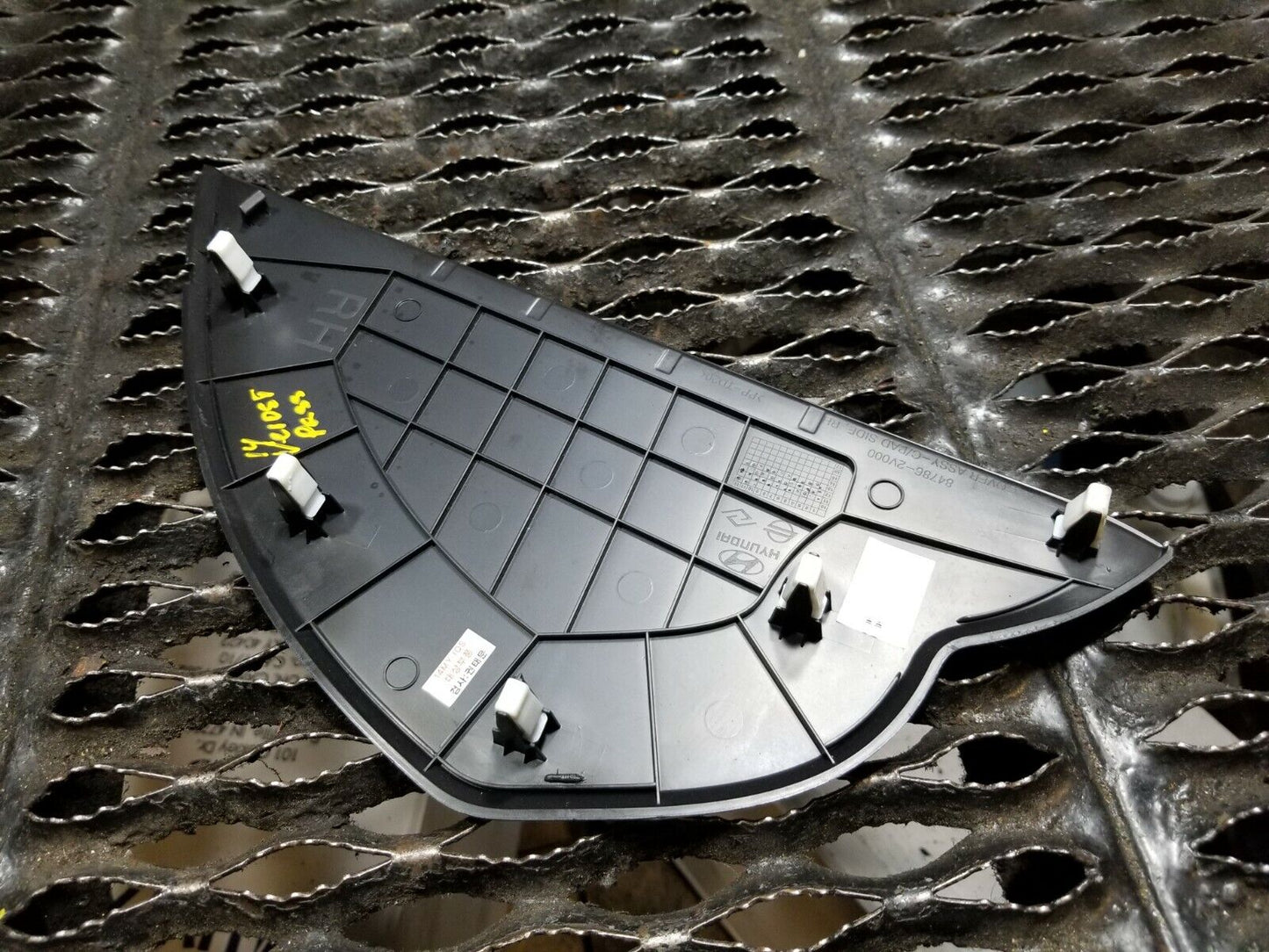 12 13 14 15 16 Hyundai Veloster Dash End Cap Cover Right Pass Side OEM