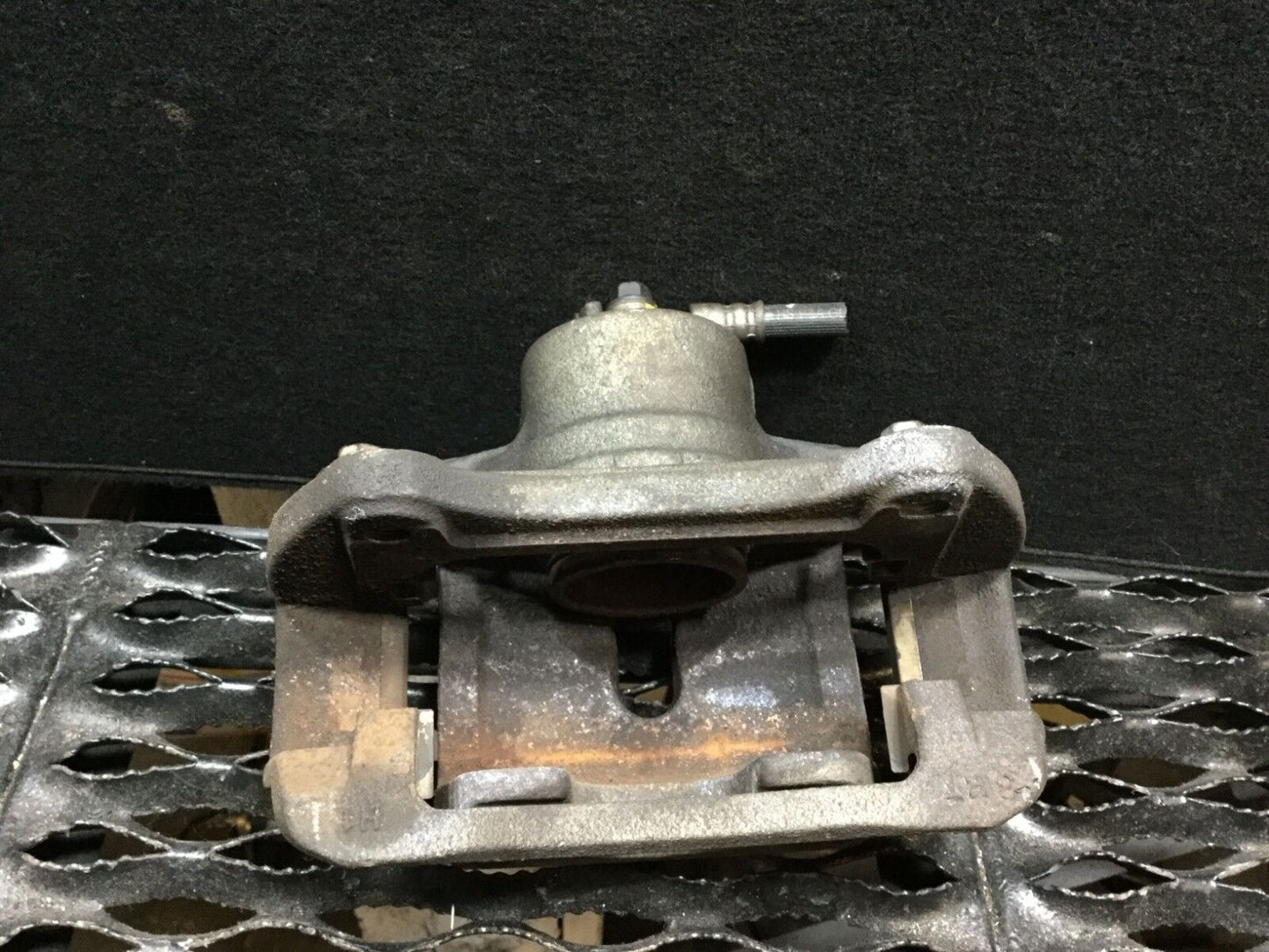 12 13 14 15 16 Hyundai Veloster Turbo Front Right Pass Brake Caliper OEM
