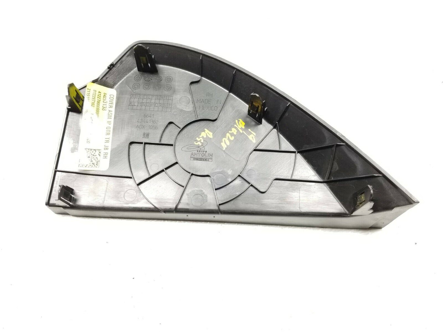 19-22 Chevrolet Blazer Dash End Cap Right Pass Side OEM 11k Miles