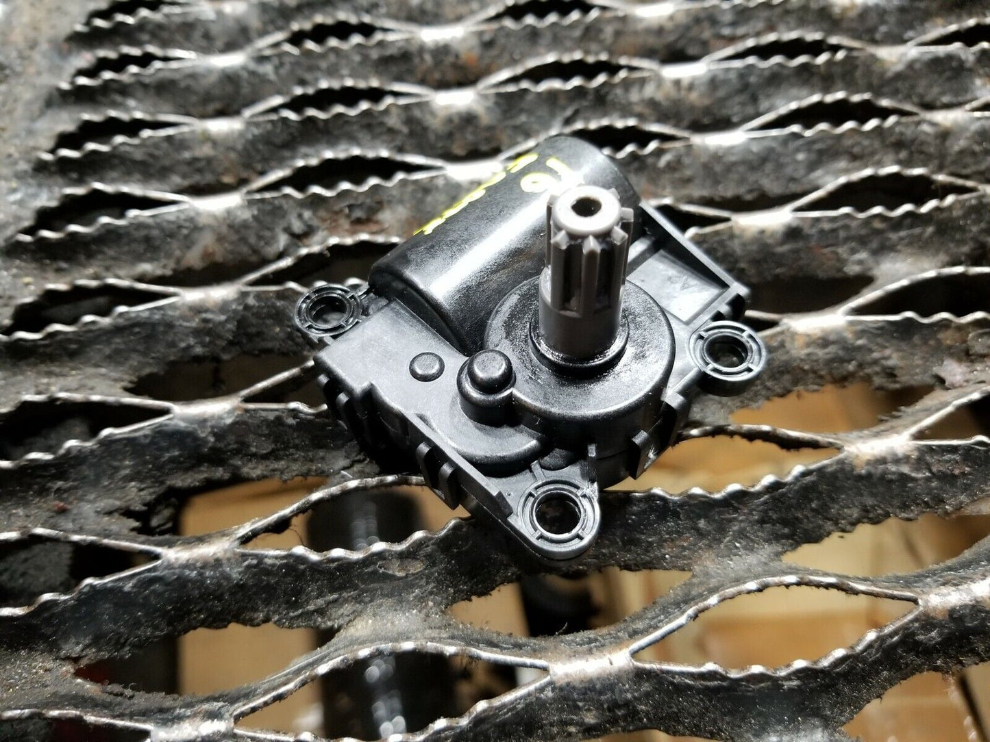 14 15 16 Kia Forte A/c AC Heater HVAC Actuator Door Flap Motor OEM 27k