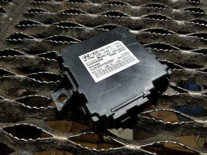 10 11 12 Hyundai Genesis Coupe Tpms Tire Pressure Control Module 95800-2m500 OEM