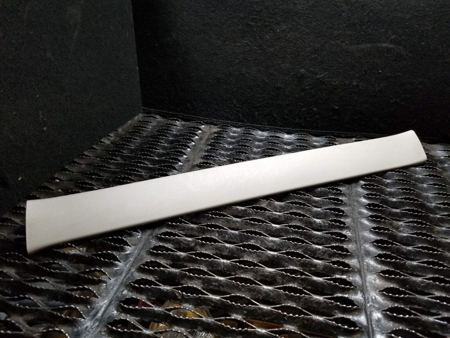 06 07 08 Acura Rl Front Right Passenger Side Door Sill Plate Trim OEM