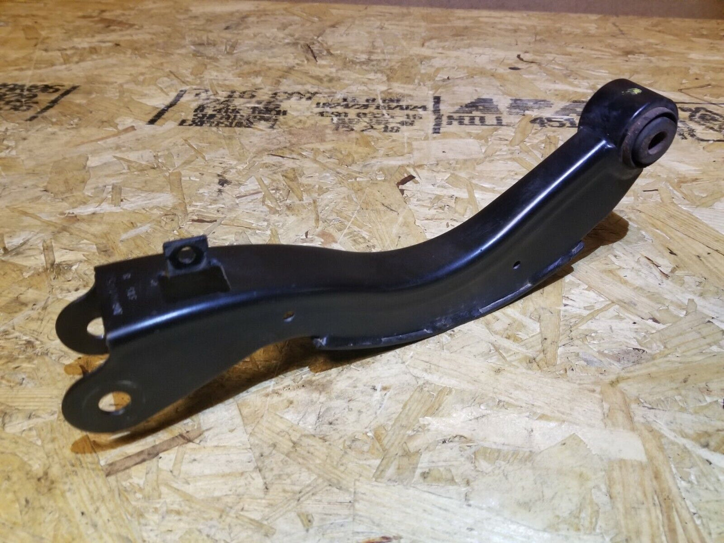 15 16 17 Chevrolet Equinox Rear Upper Control Arm Driver Side Left OEM 24k
