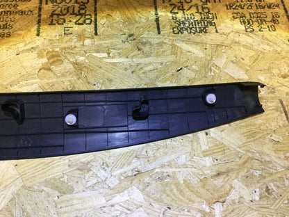 14 15 16 17 Hyundai Elantra Gt Liftgate Tailgate Hatch Upper Trim Panel OEM