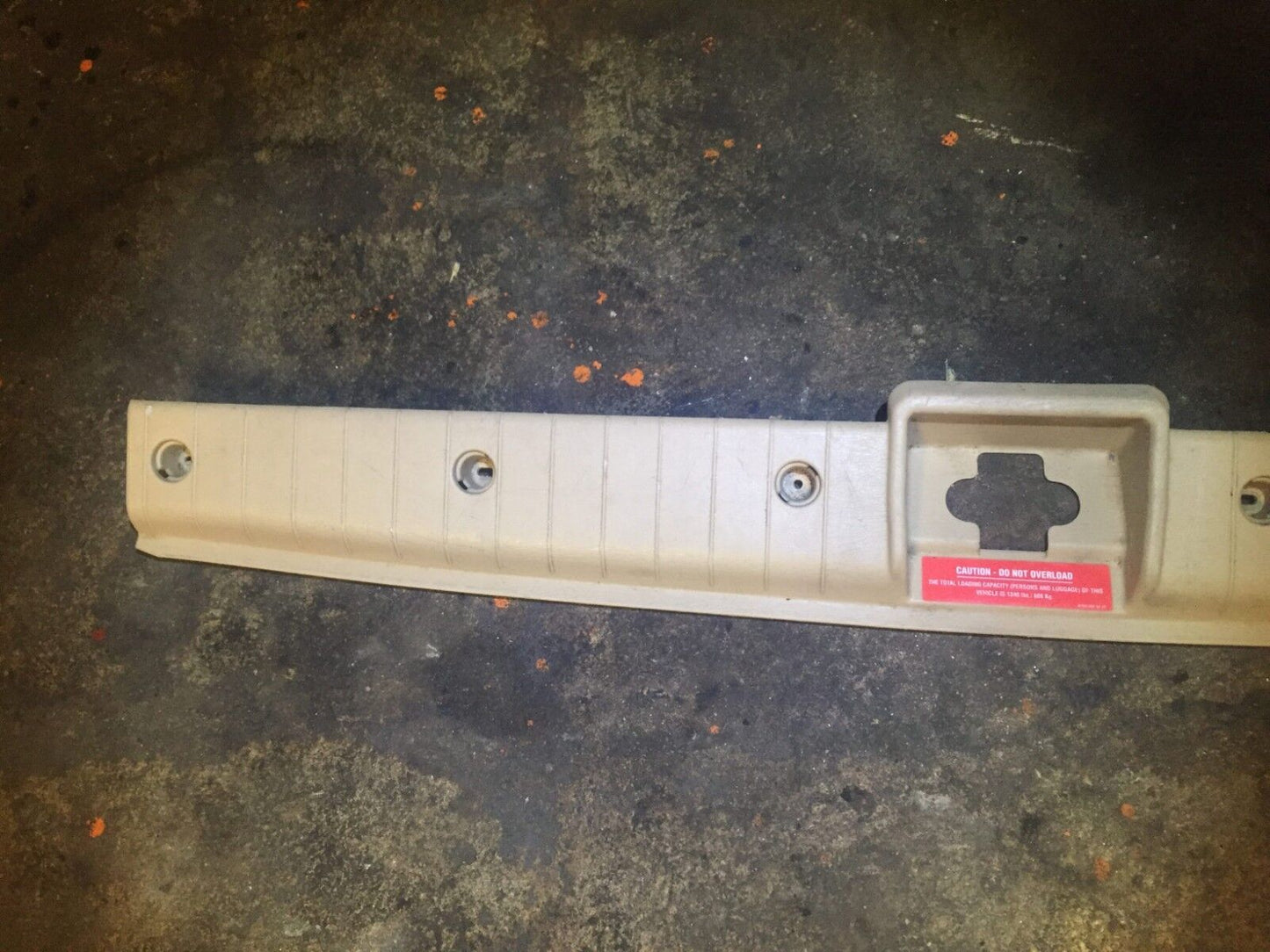 98 99 00 01 Mercedes W163 Ml320 Trunk Lower Trim Panel Cover Plate Tan OEM D34