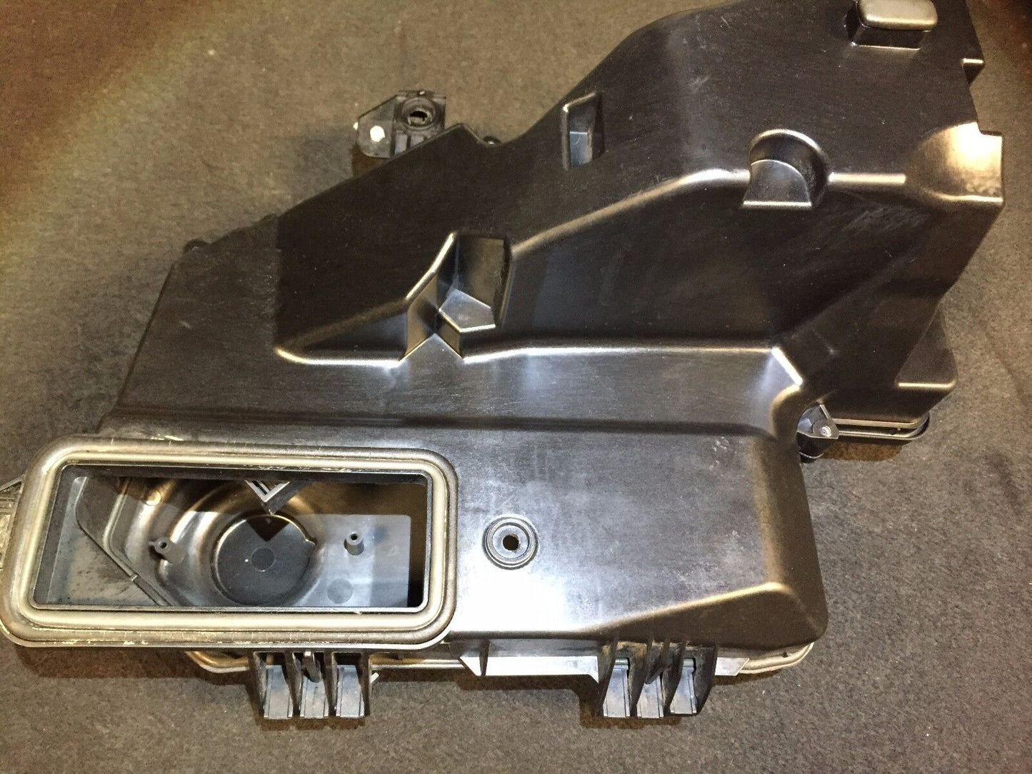 05 06 07 08 Audi A6 C6 3.2 Ecm Electronic Control Module Computer Housing OEM