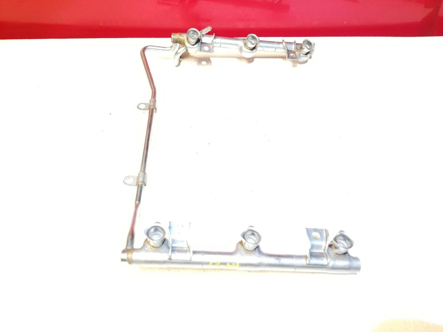 03 04 05 06 Audi A4 B6 3.0l Fuel Rail OEM