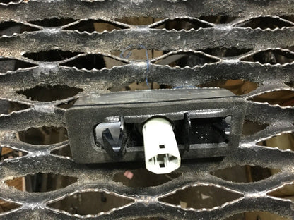 04 05 06 07 08 09 Toyota Prius Rear License Plate Light Lamp 1pc OEM