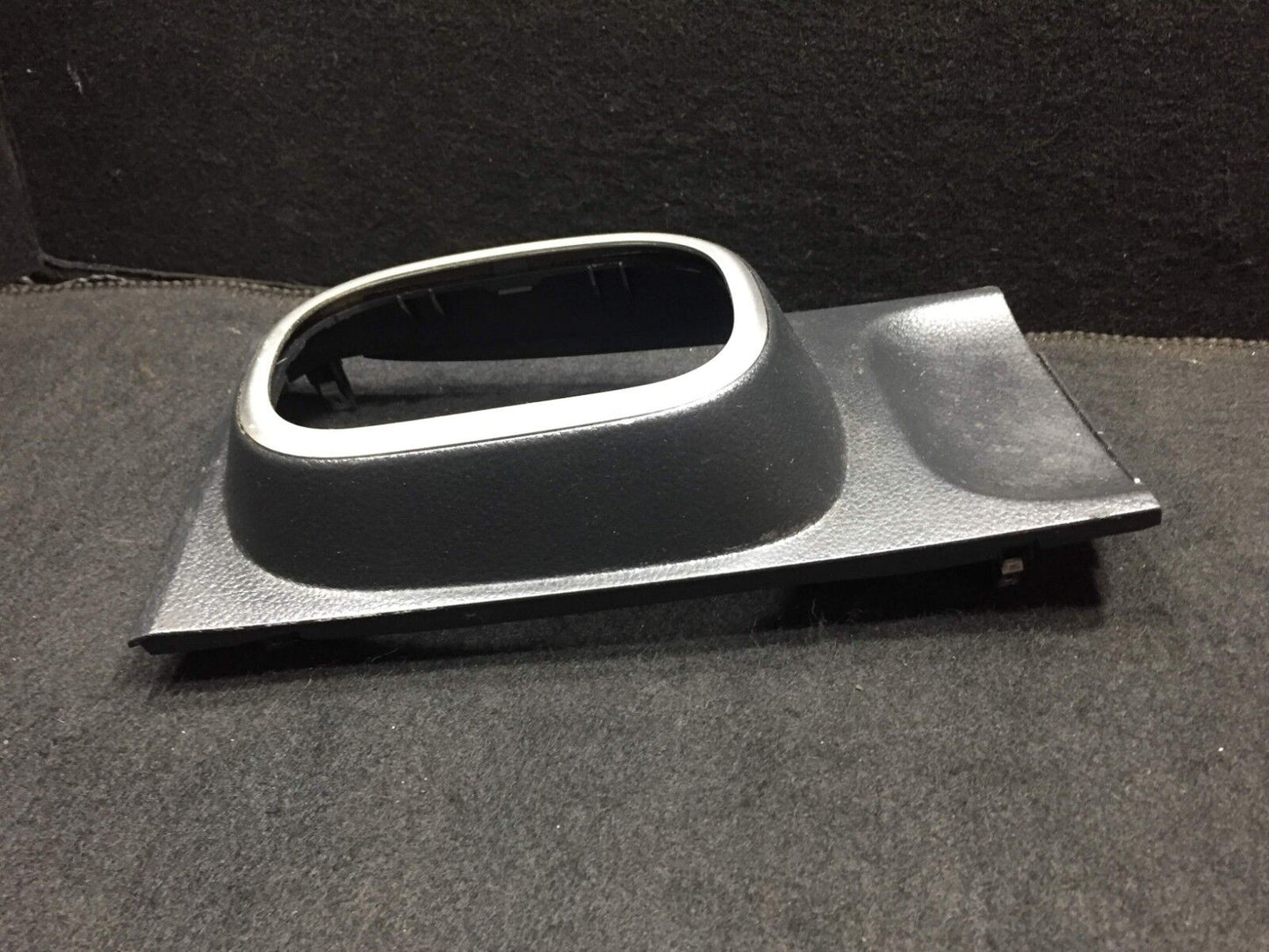 07 08 09 10 11 12 Nissan Versa Center Console Shifter Trim Bezel OEM  D17