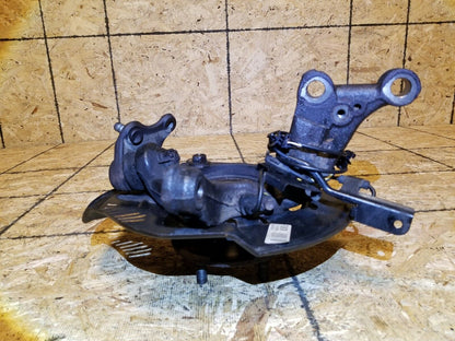 2008 2009 2010 Scion Xb Spindle Knukle Wheel Hub Front Right Passenger Side  OEM