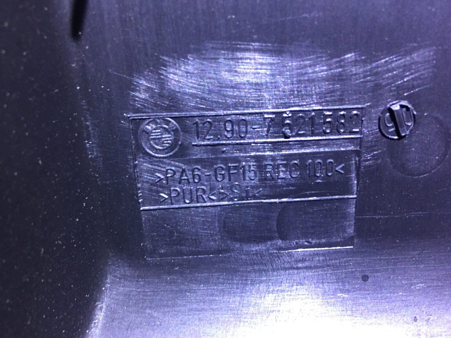 04 05 06 BMW X3 E83 3.0l Ecu Electronic Box Cover 7521582 OEM D34