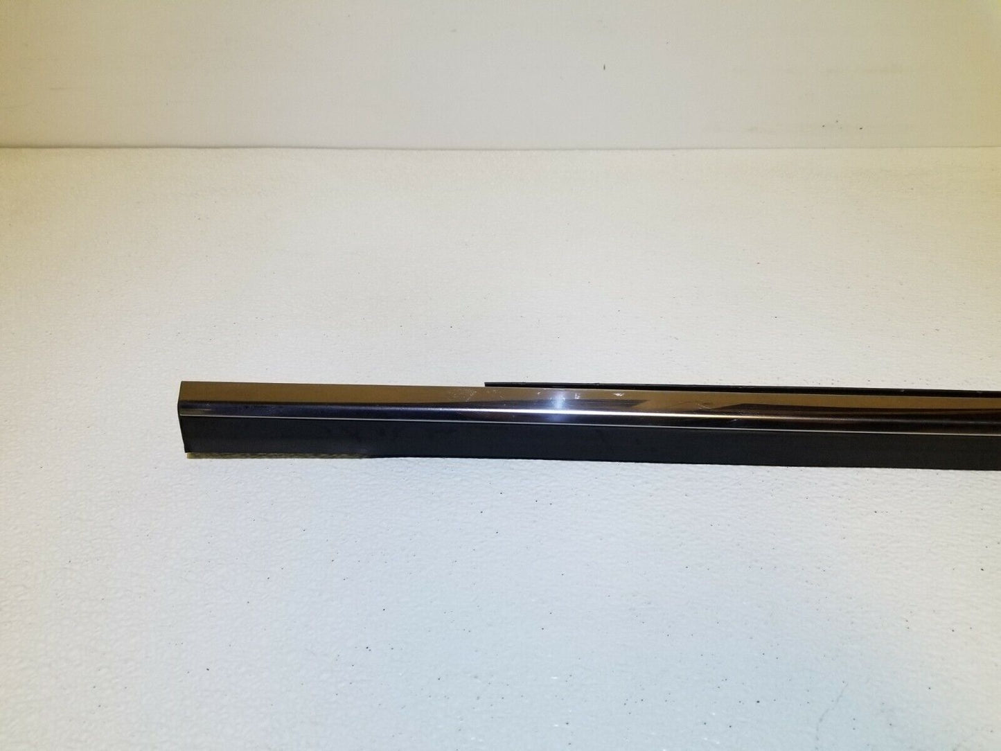 07 08 09 10 Chrysler Sebring Rear Pass Door Window Belt Seal Trim Molding OEM