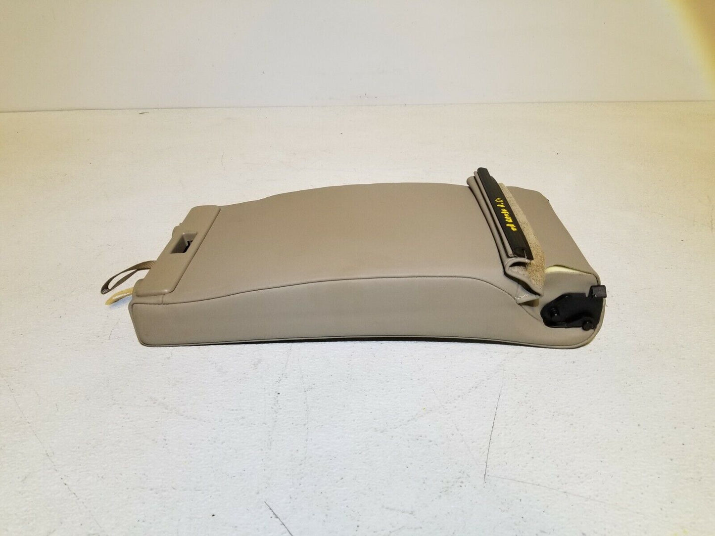 06 07 08 09 Range Rover Sport Rear Seat Armrest OEM