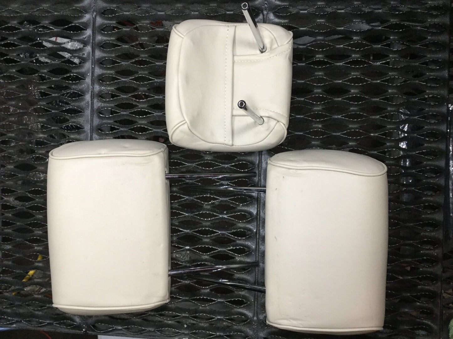 98 99 00 01 02 03 04 05 Lexus GS300 Rear Seat Headrest 3pcs OEM Leather