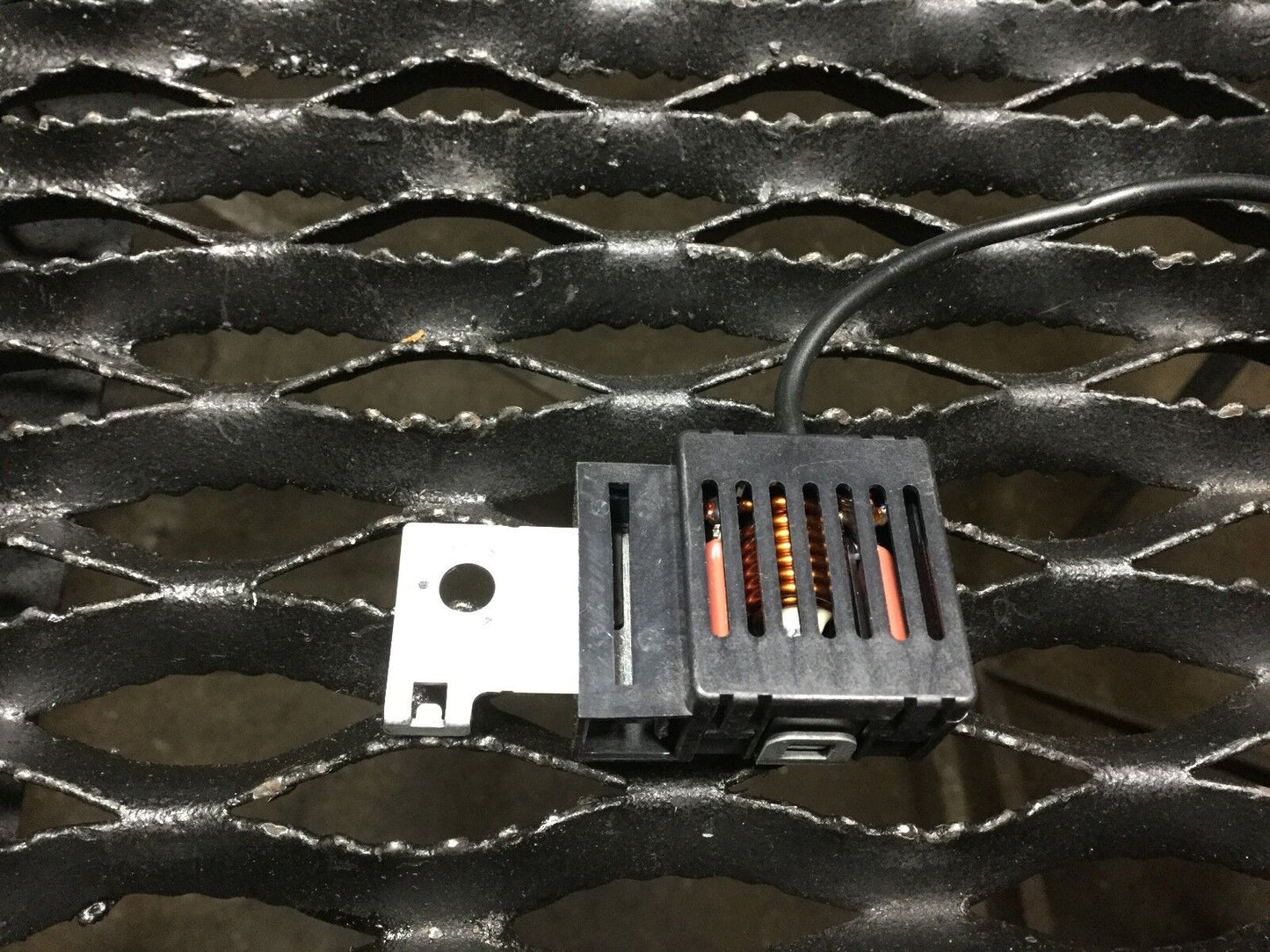 04 05 06 07 08 Nissan Maxima Coil Noise Suppressor 28362-7y100 OEM