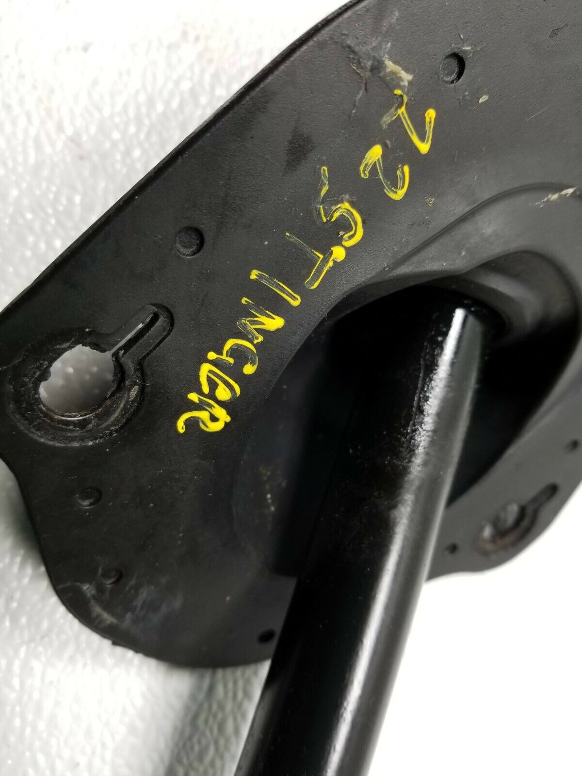21 22 Kia Stinger Steering Column Lower Shaft OEM 312 Miles