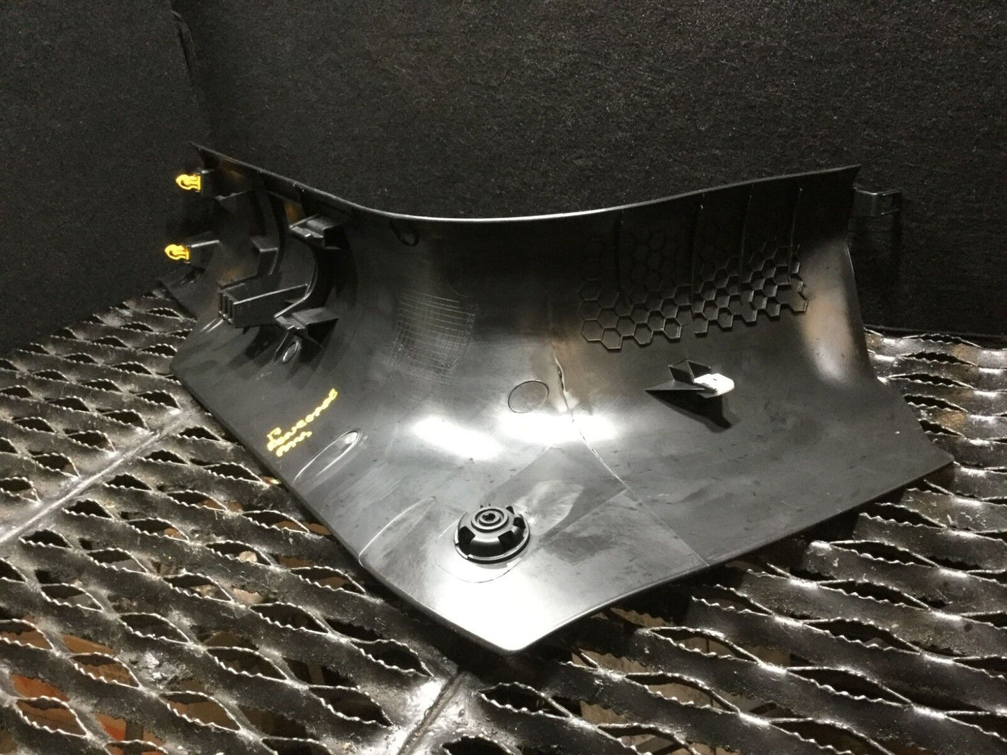 15 16 17 Jeep Renegade Front Right Passenger Side Scuff Plate Trim OEM 7k Miles