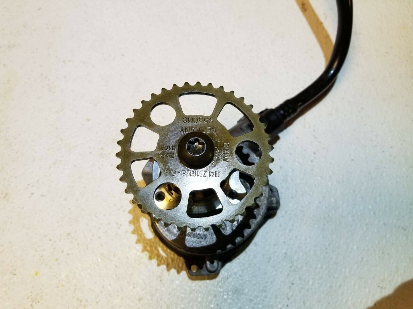 07 08 09 10 BMW E60 528i Engine Brake Vacuum Pump 200400089 OEM N52