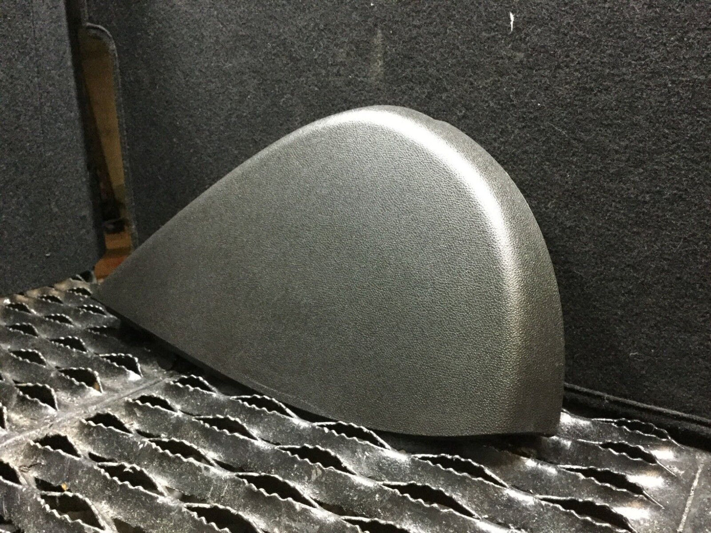 2004 - 2007 Saab 9-3 Aero Convertible Right Side Dash End Cover Cap  OEM