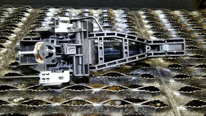 15 16 17 18 Ford Focus Front Right Passenger Exterior Door Handle OEM 14k