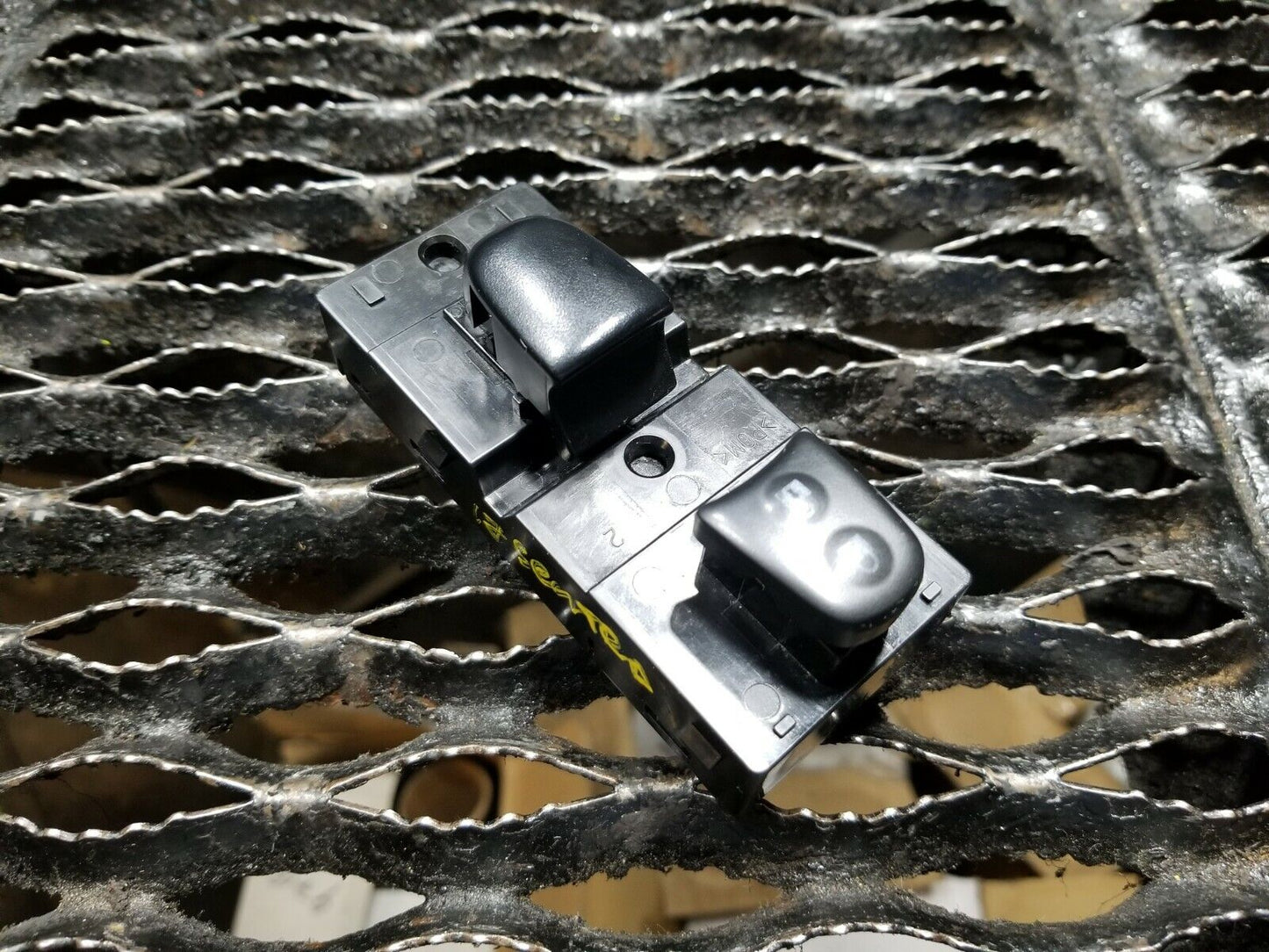 16 17 18 Nissan Sentra Rear Right Passenger Side Window Control Switch OEM 40k