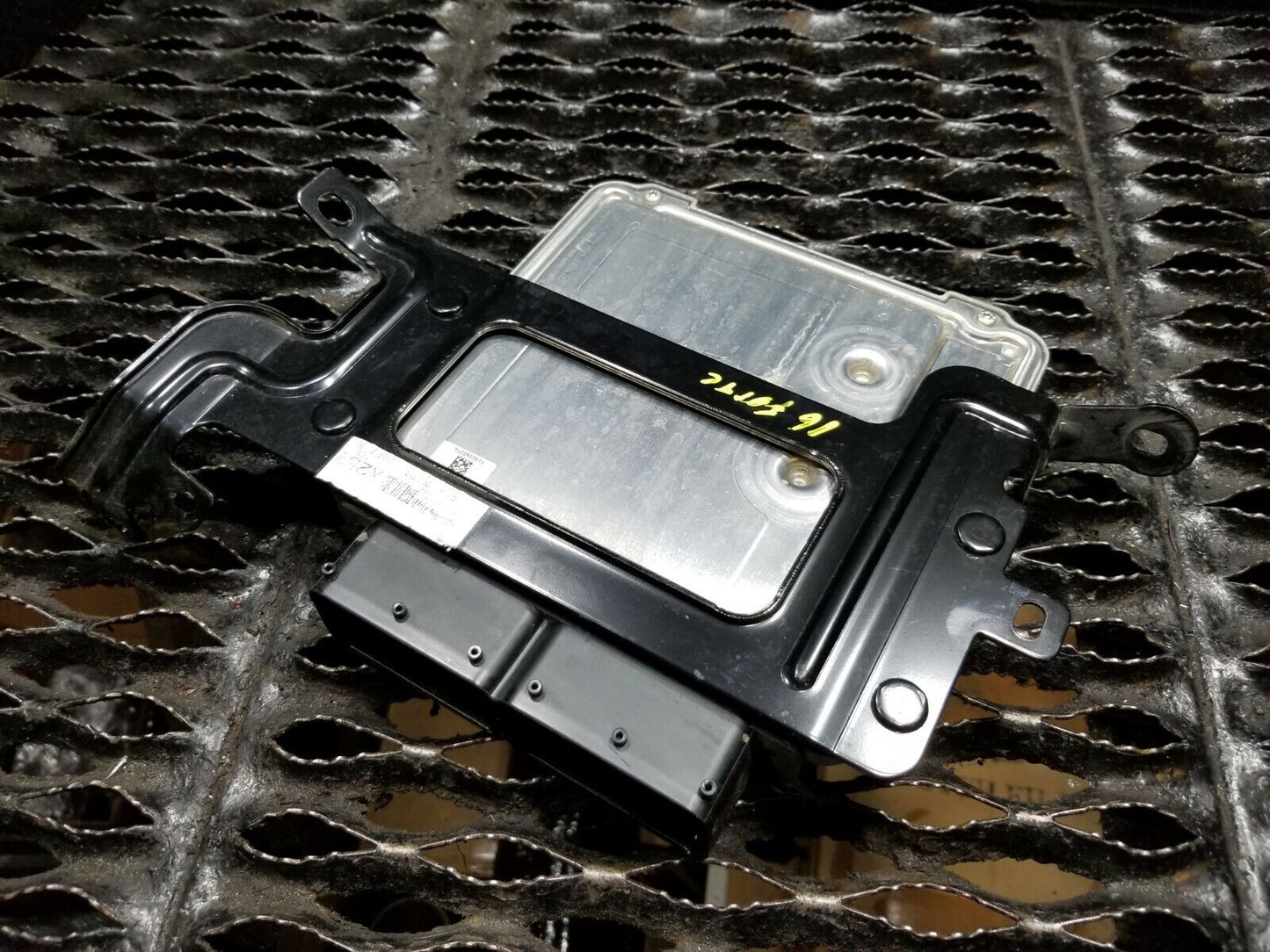 14 15 16 Kia Forte 2.0l Ecm Ecu Engine Control Module 39131-2eyd2 OEM 27k