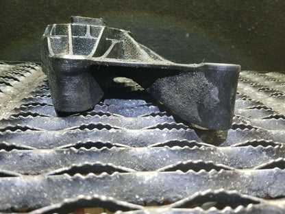 11 12 13 14 15 Chevy Cruze Front Right Pass Side Engine Mount 13367488 OEM