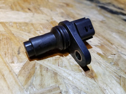 13 14 15 16 Nissan Versa Camshaft Position Sensor OEM 95k