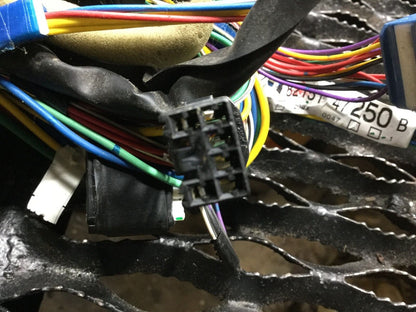 04 05 06 07 08 09 Toyota Prius Front Right Passenger Door Wire Harness   OEM