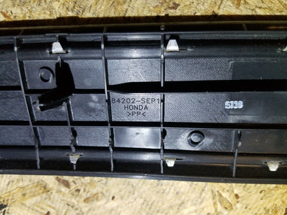 04 05 06 07 08 Acura Tl S Front Right Door Scuff Plate Panel Step Trim Sill OEM