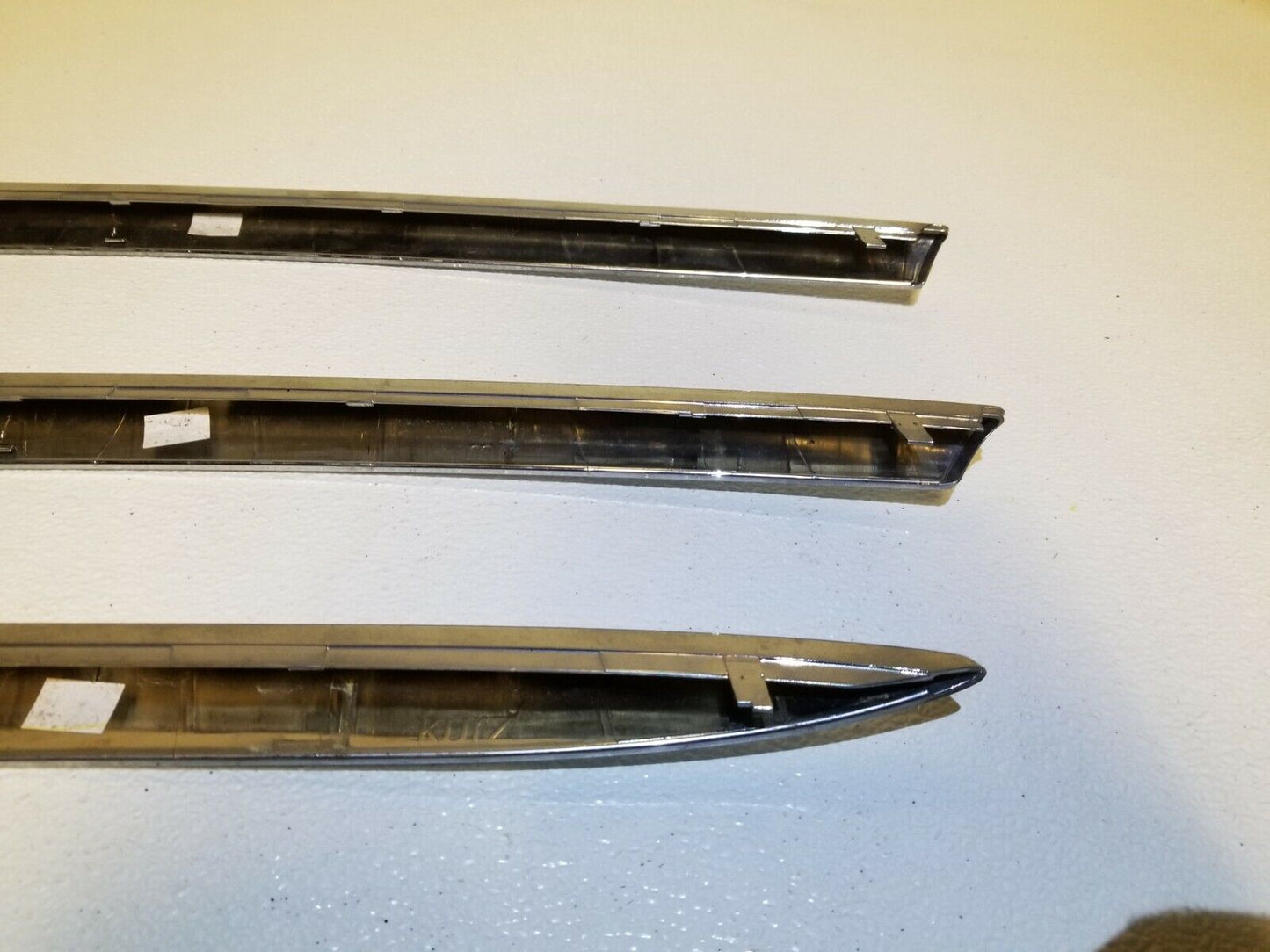 10 11 12 13 Mini Cooper R56 Front Upper Grille Chrome Strip Molding 3pcs OEM