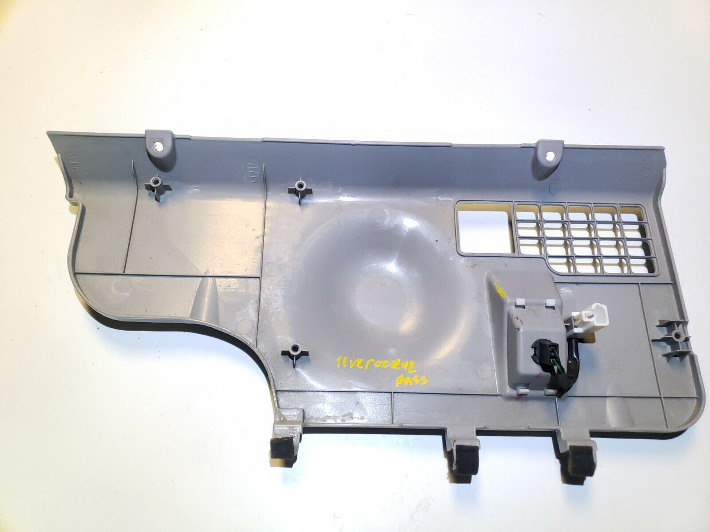 07 08 09 10 11 12 Hyundai Veracruz Dash Lower Trim Panel Right Pass Side OEM